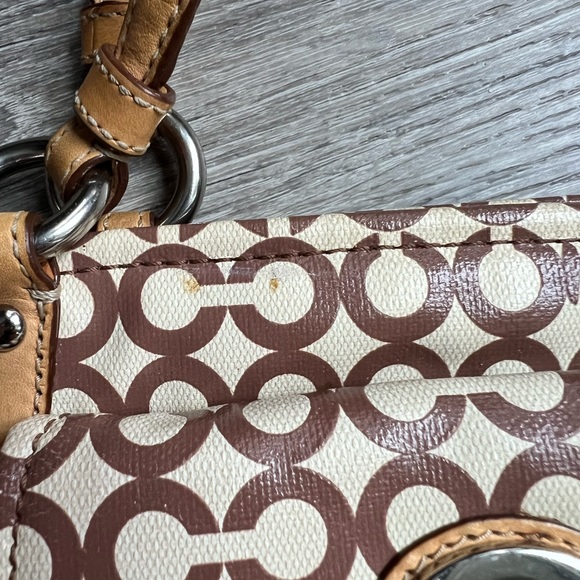 Coach Leah Optic Art Coated Canvas Convertible Shoulder Bag - Picture 4 of 8